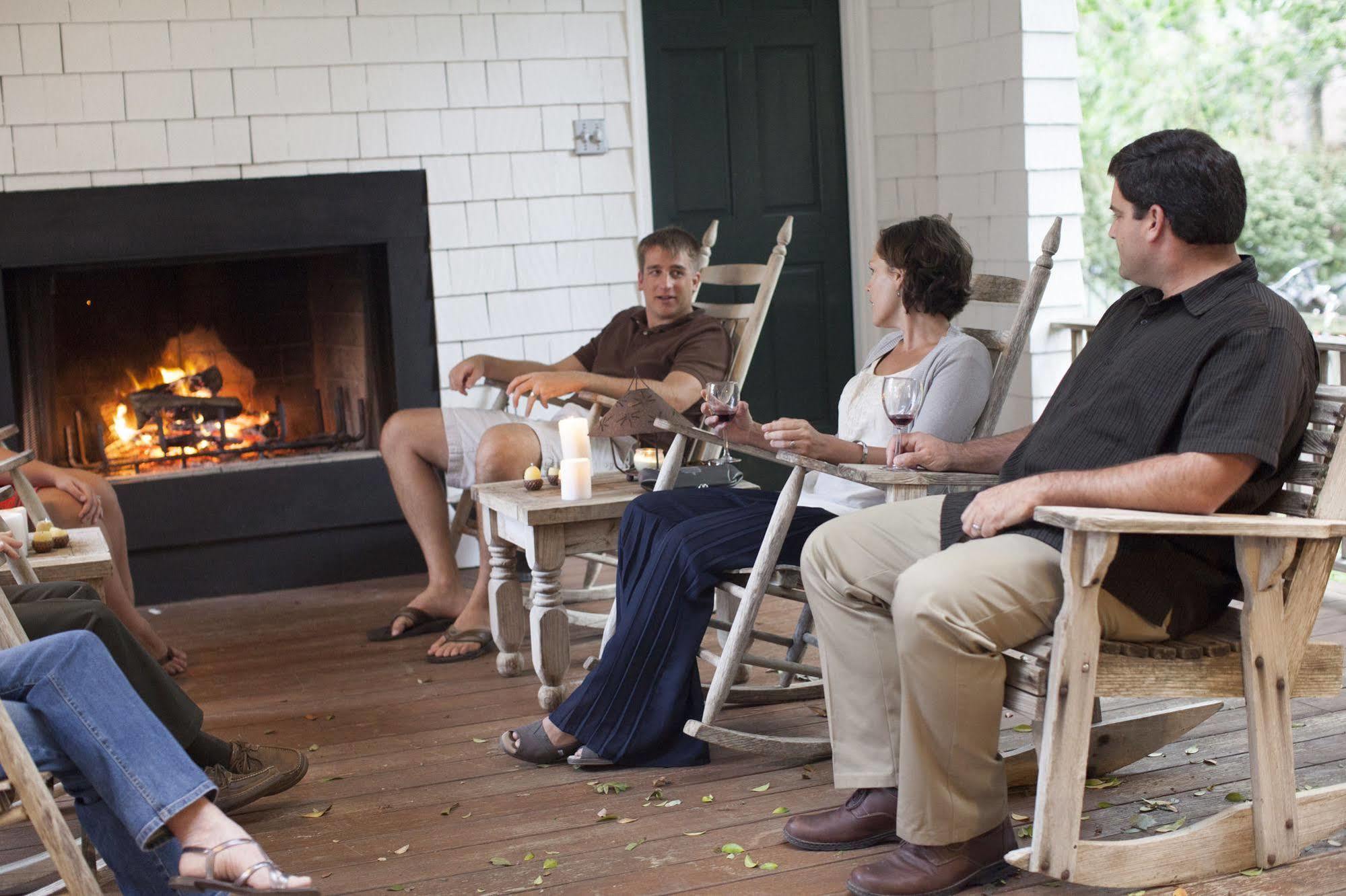 Cameron House Inn Manteo Bagian luar foto